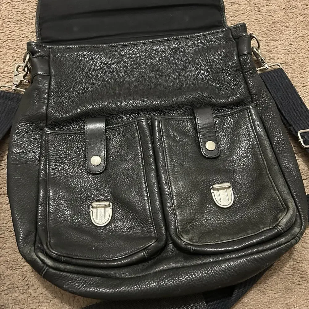 Vintage Wilson’s Leather Pelle Studio Shoulder Bag Document Messenger Black